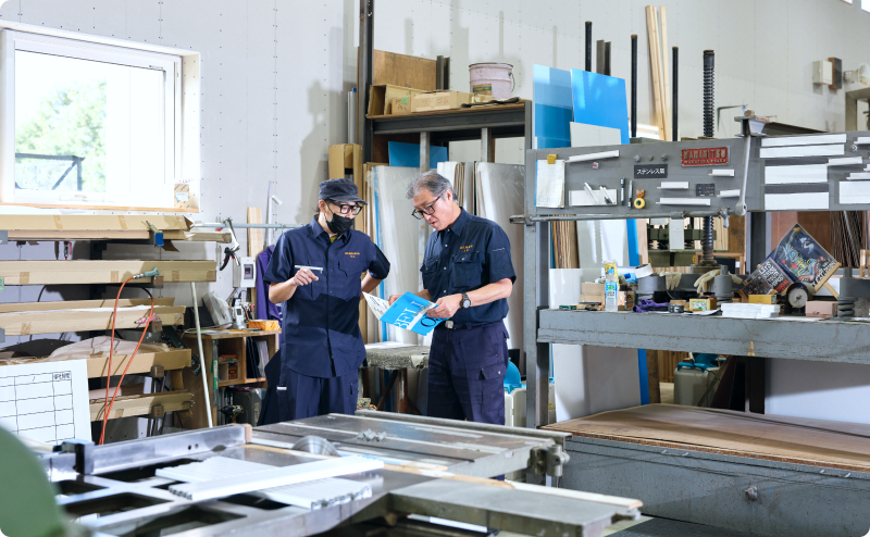 自社工場での作業風景