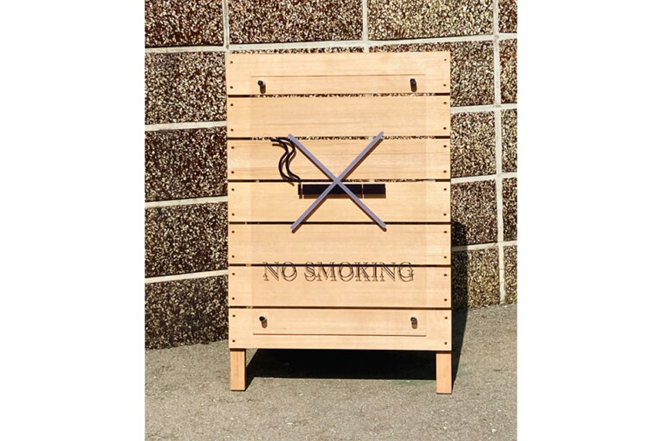 壁面掲示板への印刷事例