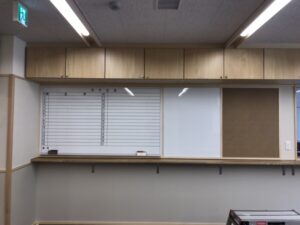 札幌市の認定こども園～ホワイトボードと掲示板を一緒に!!