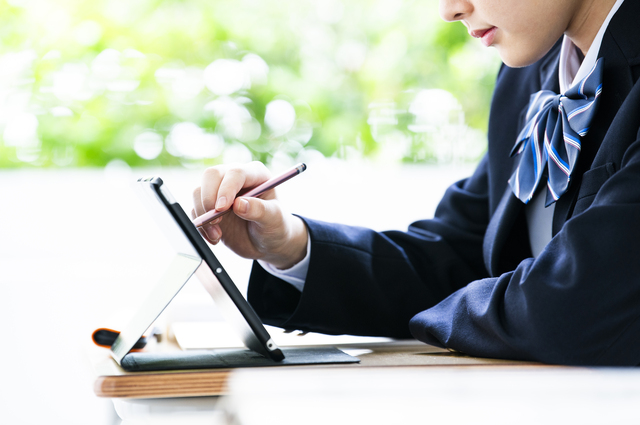 学校の授業に最適なプロジェクターの選び方。おすすめ商品も紹介!